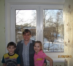 Орлова Зинаида Петровна с внуками
